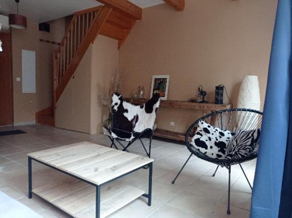 Maison De Charme Avec Patio Et Terrasse De Toit Estagel Екстериор снимка